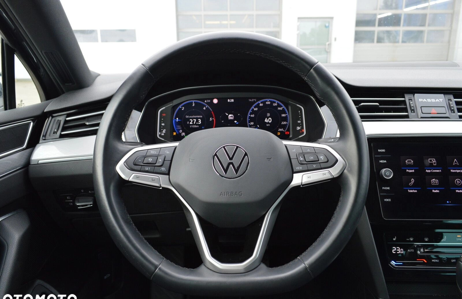 Volkswagen Passat cena 115900 przebieg: 79757, rok produkcji 2020 z Rzgów małe 466